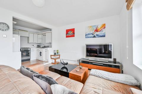 1 bedroom flat for sale, Mile End Road, Mile End, London, E1