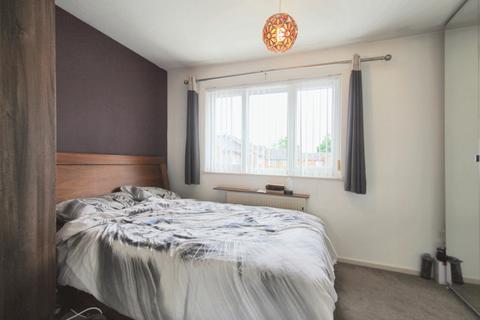 2 bedroom end of terrace house to rent, Aldenham Drive, Uxbridge, Greater London