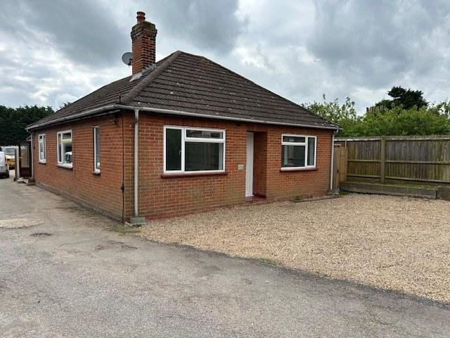 Newly Refurbed, Three Bed Bungalow CO2