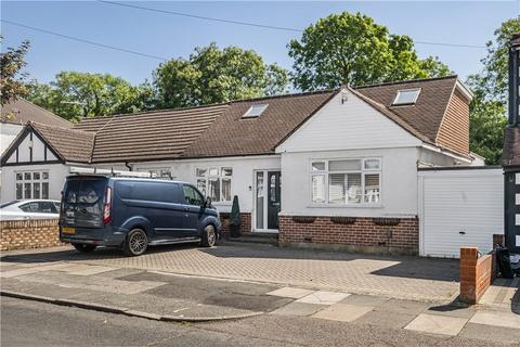 5 bedroom bungalow to rent, Lyndhurst Avenue, Twickenham, TW2