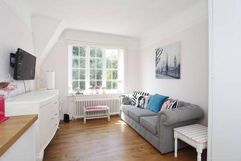 1 bedroom flat for sale, Mortimer Crescent, North Maida Vale, London, NW6