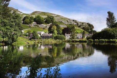 Leisure facility to rent, Kilnsey Park Fishery, Kilnsey, Yorkshire, BD23