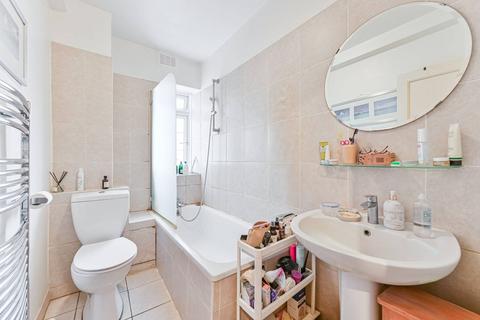 1 bedroom flat for sale, Streatham High Road, SW16, Streatham Hill, London, SW16