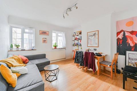 1 bedroom flat for sale, Streatham High Road, SW16, Streatham Hill, London, SW16