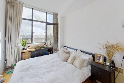 2 bedroom flat to rent, Prescot Street, Aldgate, London, E1