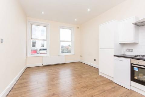 2 bedroom flat for sale, Chamberlayne Road, NW10, Kensal Rise, London, NW10