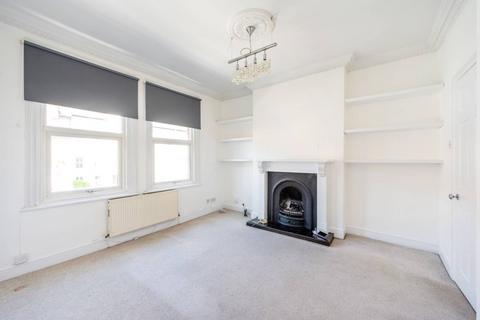 2 bedroom flat to rent, Merton Road, Wimbledon, London, SW19