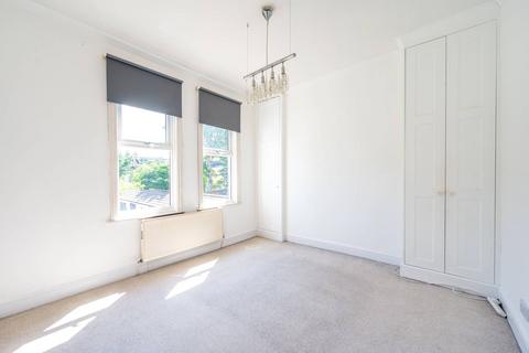 2 bedroom flat to rent, Merton Road, Wimbledon, London, SW19