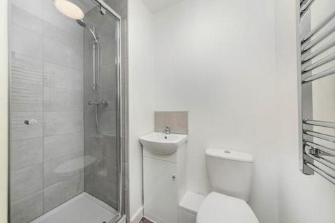 Flat share to rent, Colonnade House, Sunbridge Road, Bradford, West Yorkshire, BD1