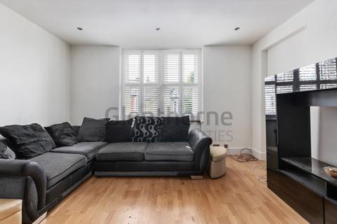 2 bedroom flat to rent, Hastings Road, London W13