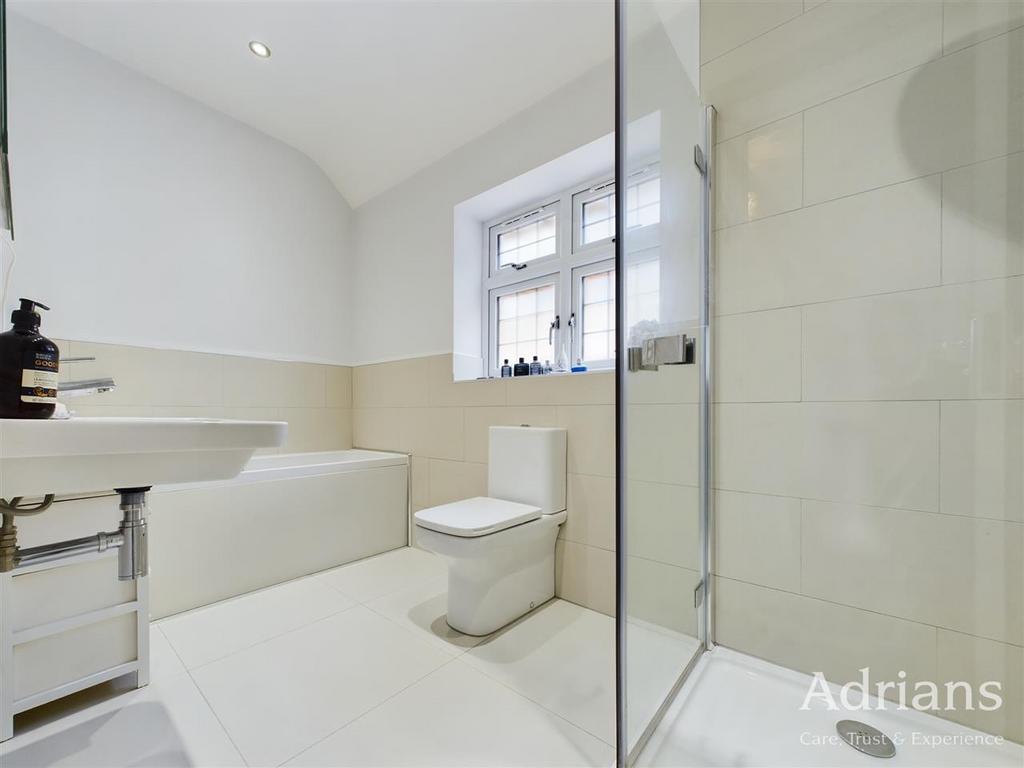 Bath / shower room