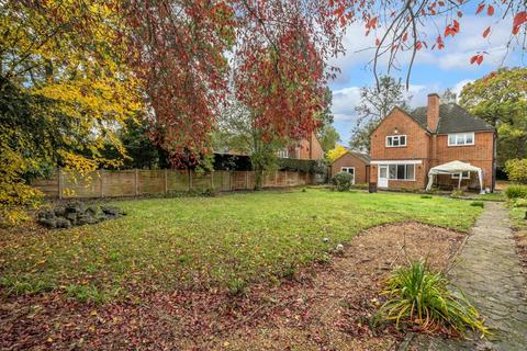 4 bedroom detached house to rent, Windsor,  Berkshire,  SL4