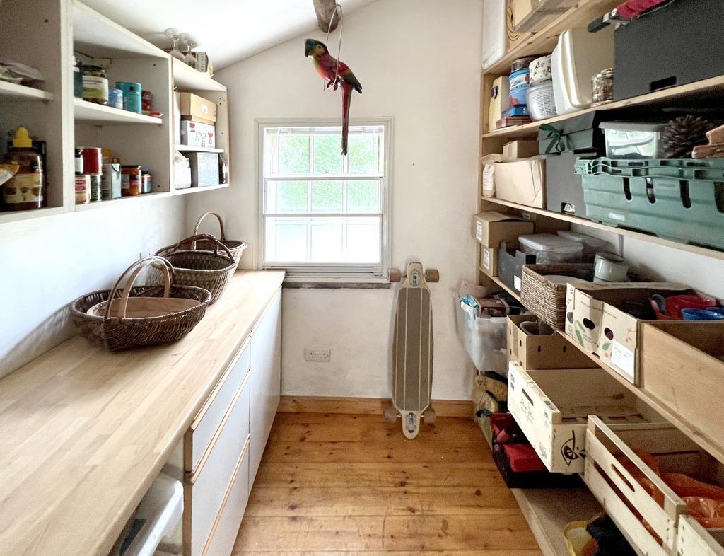 Pantry/Utility