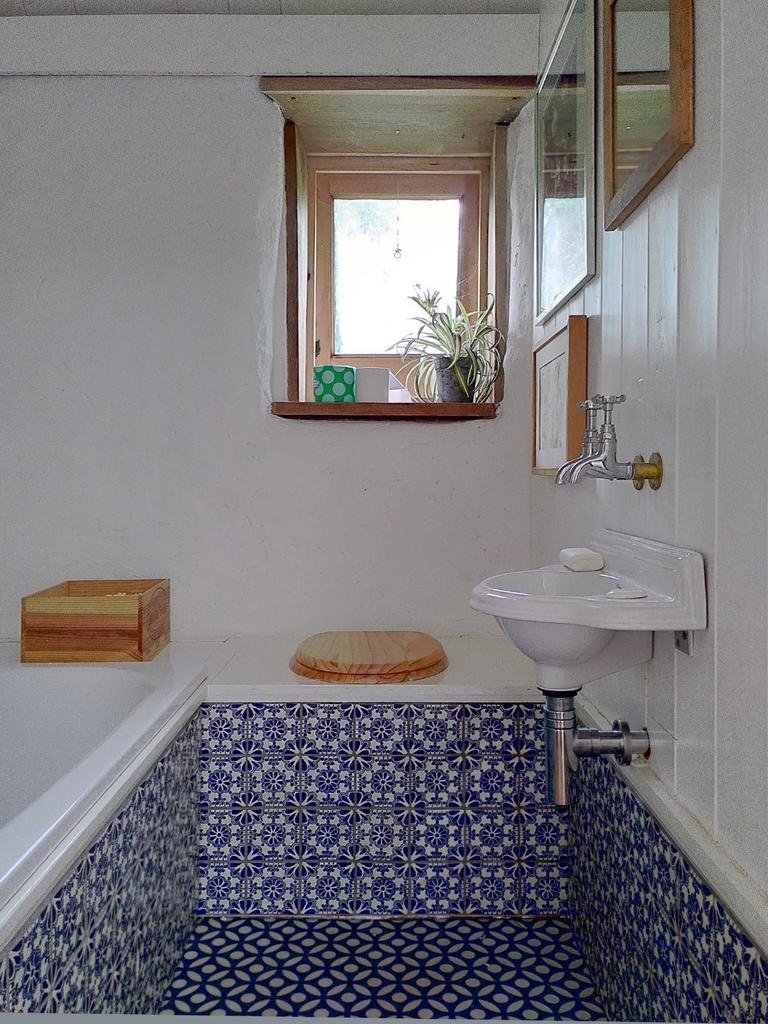 Bathroom  2