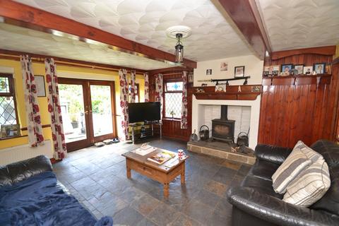 20 Burnwells, Bradford, BD10 0SD