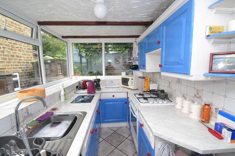 20 Burnwells, Bradford, BD10 0SD