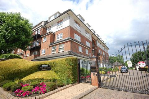 3 bedroom apartment for sale, Century Close, Hendon, NW4