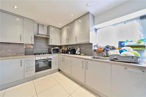 4 bedroom semi-detached house for sale, Dorothy Evans Close, Bexleyheath, Kent