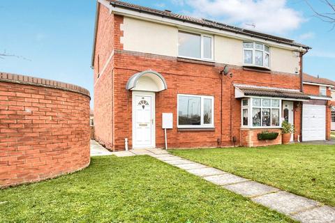 3 bedroom semi-detached house to rent, Hoskins Way, Middlesbrough