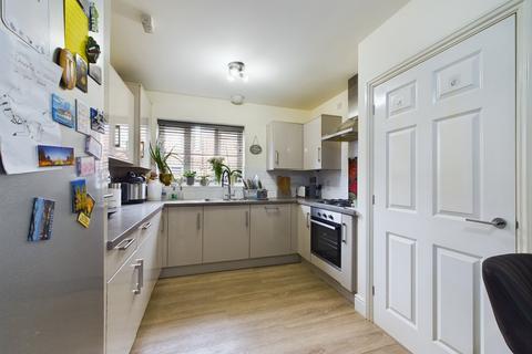 52 Manu Marble Way, Gloucester, GL1 5QZ