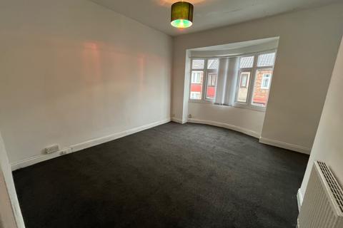 3 bedroom end of terrace house to rent, Thornton Street, Middlesbrough, North Yorkshire, TS3 6PL