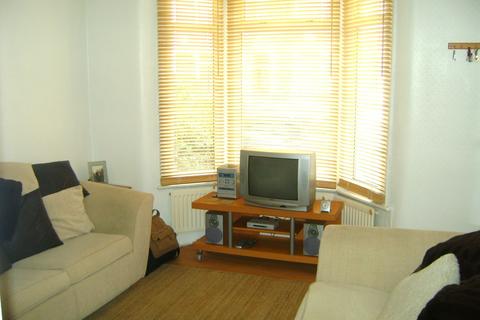 1 bedroom apartment to rent, Belgrave Road, London, E17