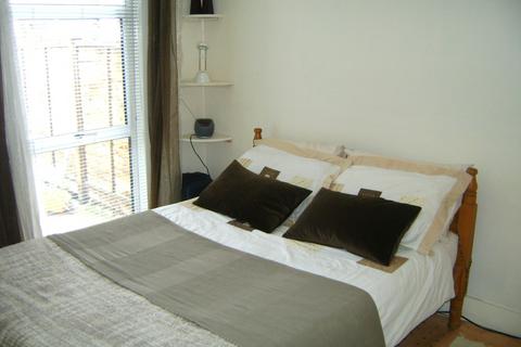 1 bedroom apartment to rent, Belgrave Road, London, E17