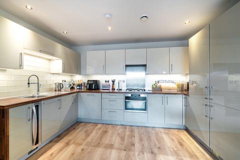 Flat 20, Autumn Court Spring Gardens, Romford, RM7 9BN