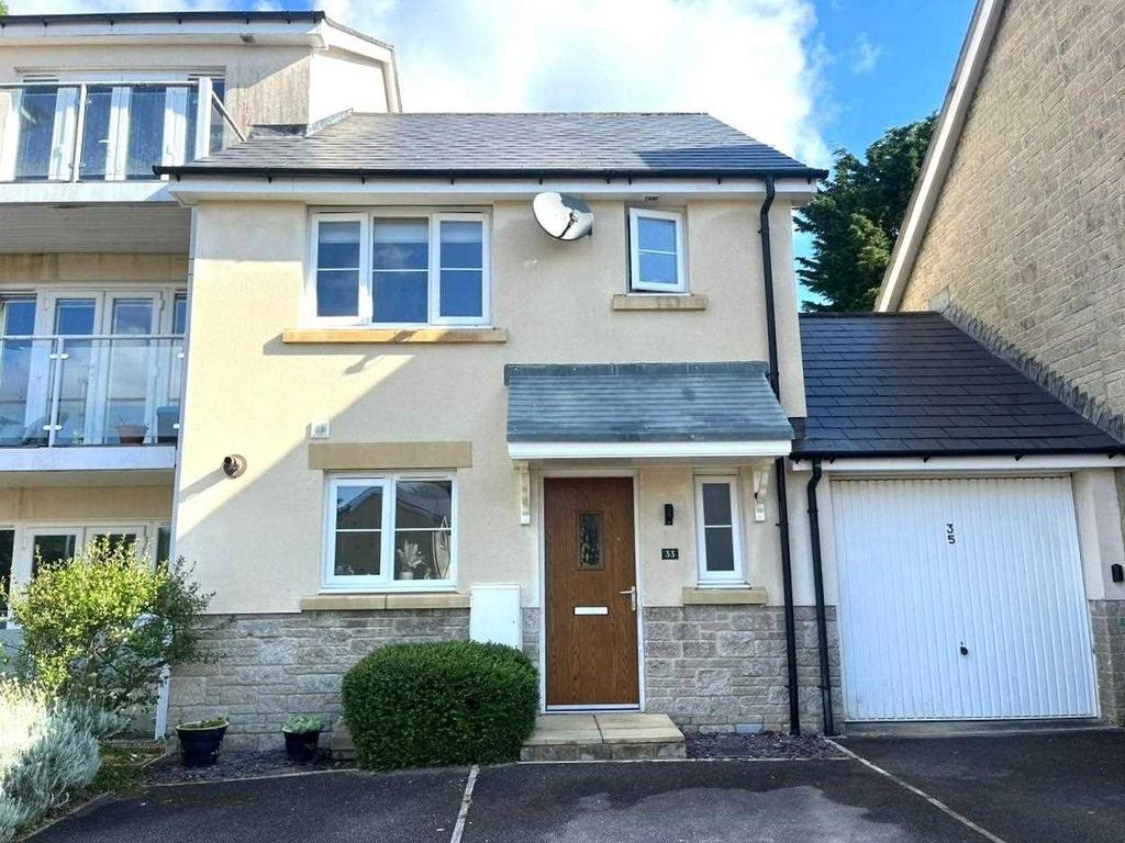 Penryn TR10 3 bed link detached house for sale £335,000
