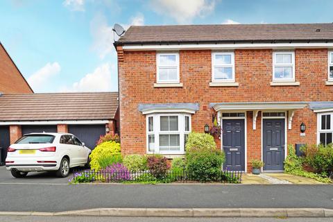 3 bedroom end of terrace house for sale, Dykens Way, Shirley, B90