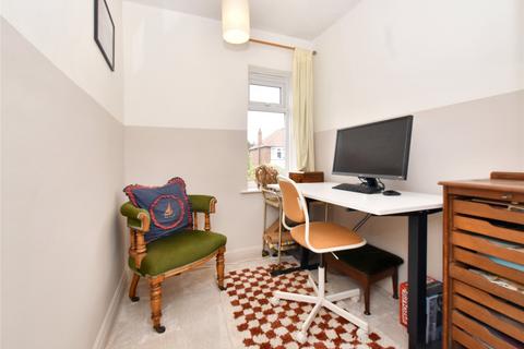 39 Eden Mount, Leeds, LS4 2TD