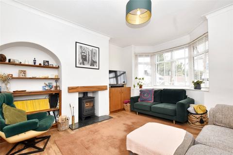 39 Eden Mount, Leeds, LS4 2TD