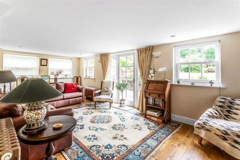 4 bedroom semi-detached house for sale, Tilford Road, Churt, Farnham, Surrey, GU10