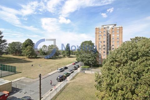 3 bedroom maisonette for sale, Villas Road, Plumstead, SE18