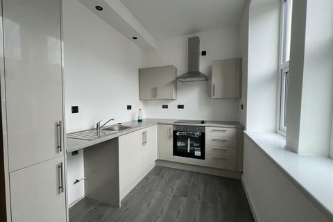4 bedroom flat to rent, Wallsend, Newcastle upon Tyne NE28
