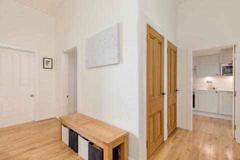 13/4 Bruntsfield Place, Edinburgh, EH10 4HN