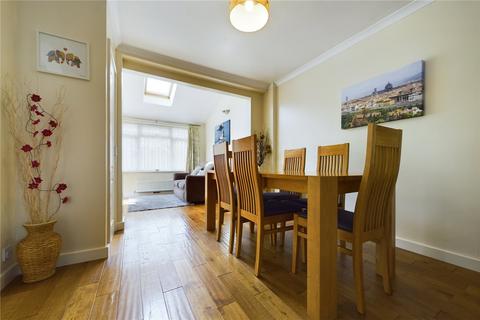 4 Logan Close, Tilehurst, Reading, RG30 4LG