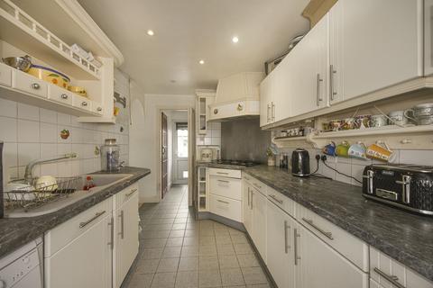 4 bedroom terraced house for sale, Eastern Avenue, Gants Hill, Ilford, Essex