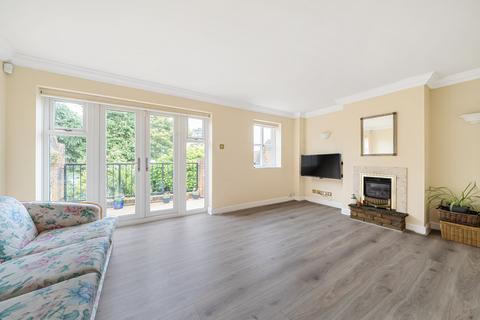 4 bedroom townhouse for sale, Yorke Gate, Nascot Wood, Watford WD17 4NQ