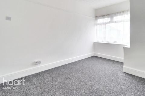 2 bedroom flat for sale, St Osyth Road, Clacton-On-Sea