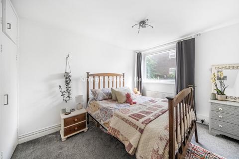 1 bedroom flat to rent, Mount View Road, Stroud Green N4