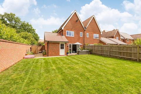 3 bedroom semi-detached house for sale, Exmoor Drive, Cranleigh GU6