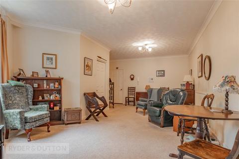 3 bedroom apartment for sale, High Street, Uppermill, Saddleworth, OL3