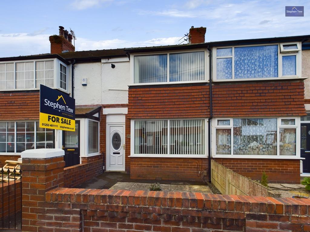 Willowbank Avenue, Blackpool, FY4 2 bed terraced house for sale £100,000