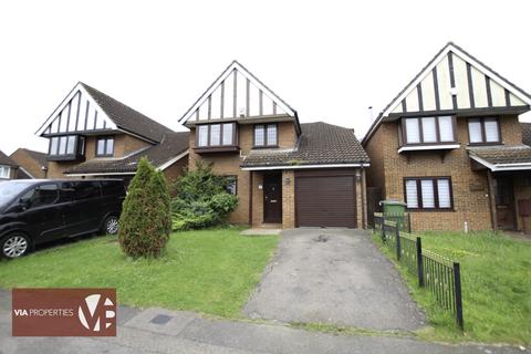 3 bedroom detached house to rent, Conifer Close, Waltham Cross EN7