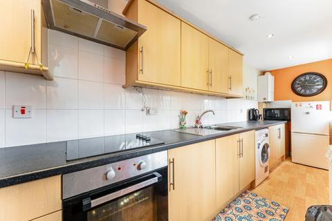 2 bedroom flat for sale, Pratt Street, Kirkcaldy, KY1