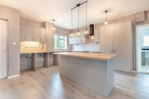 28 Astor Crescent, Ludgershall, Andover, SP11 9RF
