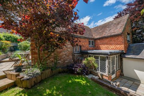 3 bedroom cottage for sale, High Street, Billingshurst