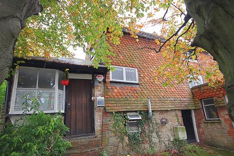 3 bedroom cottage for sale, High Street, Billingshurst