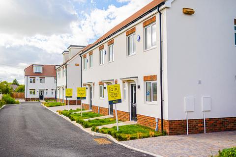 3 bedroom semi-detached house for sale, Smallholdings Mews, Southend-on-Sea, SS2